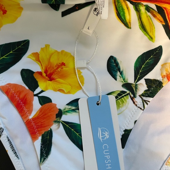 Teal and floral scalloped bikini from Cupshe - Picture 2 of 8